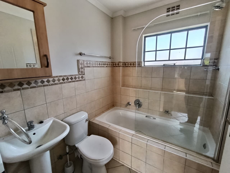 To Let 2 Bedroom Property for Rent in Hillside Free State